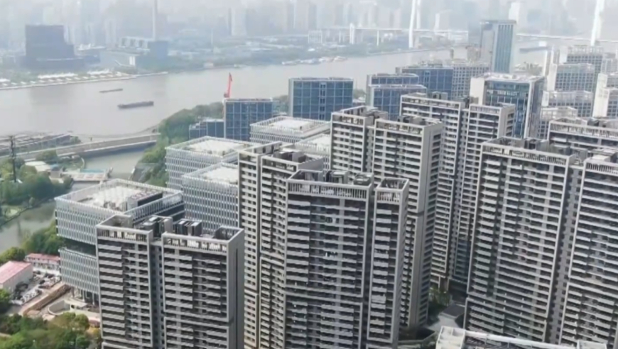 饺子曾靠母亲1000元退休金生活3年,2025新奥2025年最新奥马免费资料,多元化方案执行策略_投资版V8.14